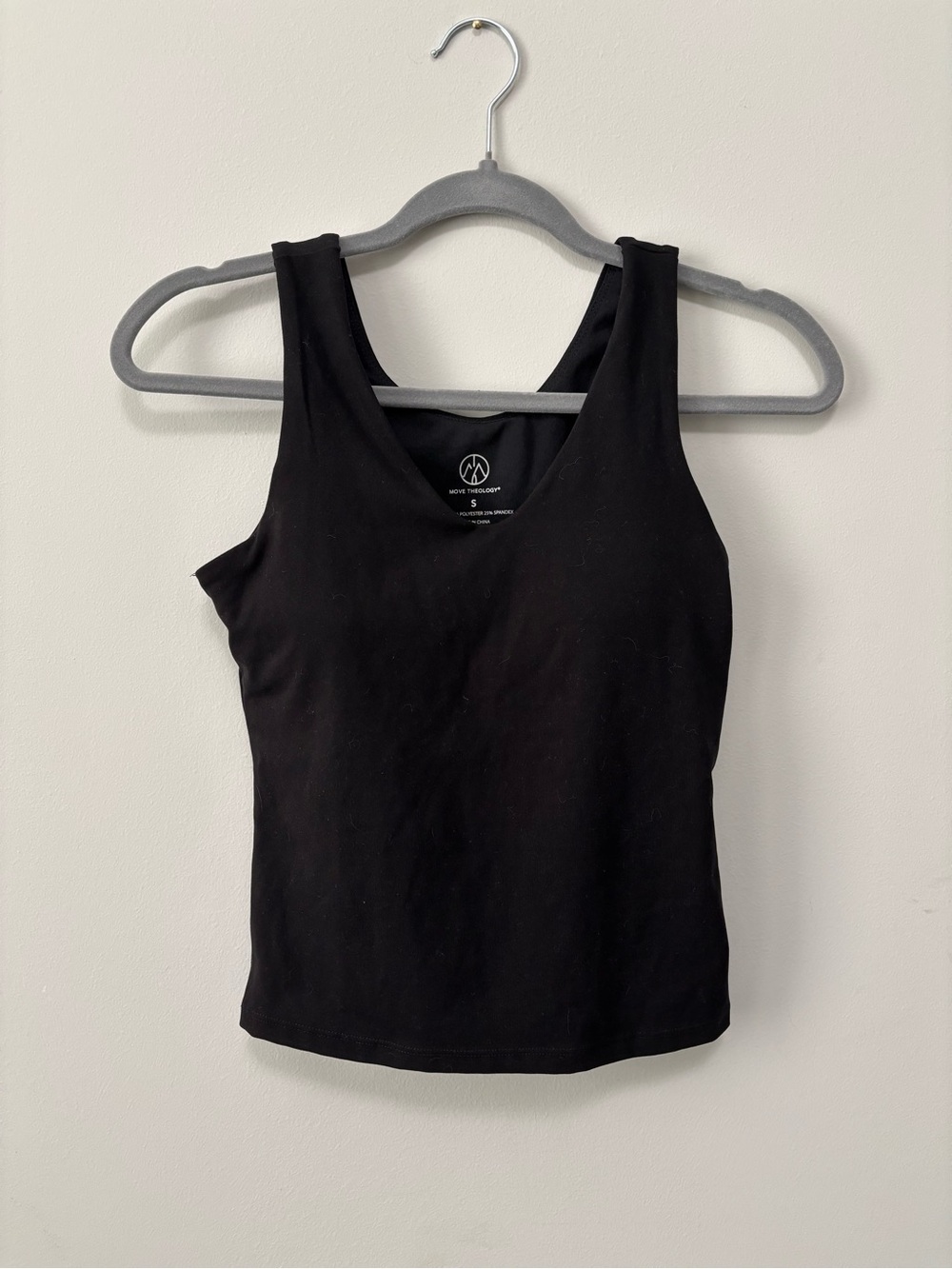 Workout Tanktop with Built-in-Bra Move Theology